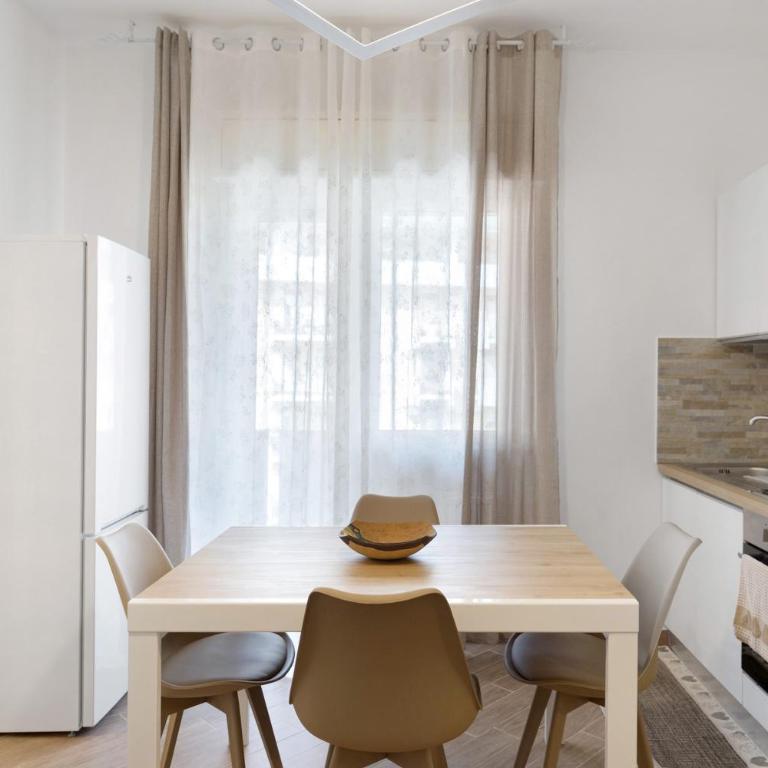 Freedom house Palermo - Appartamento Deluxe con 2 Camere da Letto e Balcone - 3
