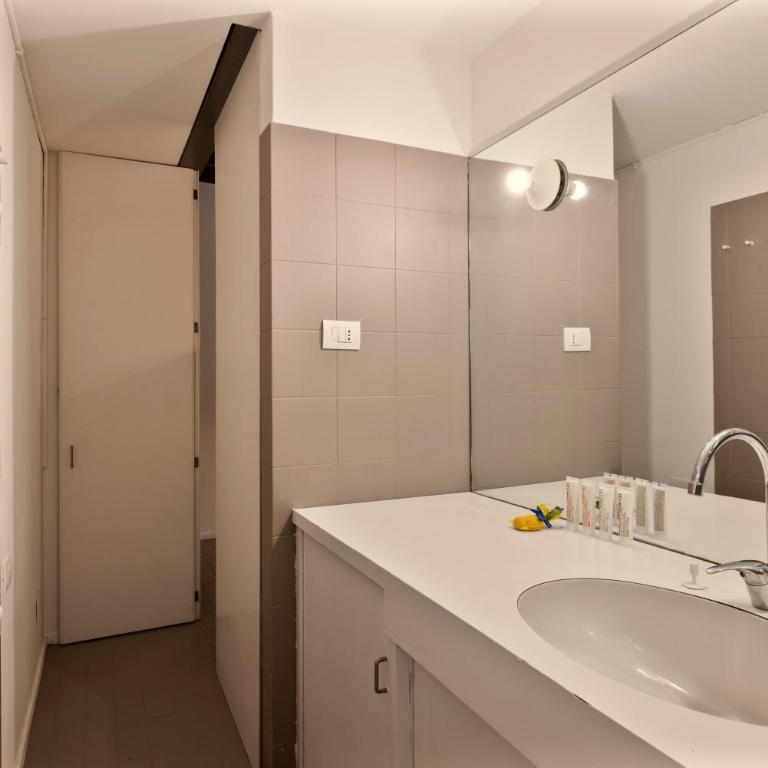 Corso Magenta Historic Apartment - Appartamento con 2 Camere da Letto - 23
