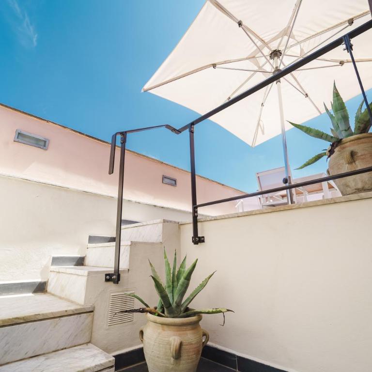 Miramare Apartments&Suites - Monolocale Large con Terrazza e Vista Mare - 2