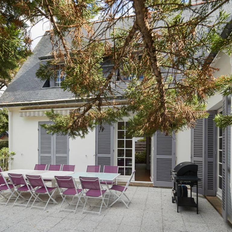 Villa familiale 5 chambres avec grande terrasse & proche de la plage - Villa - 26