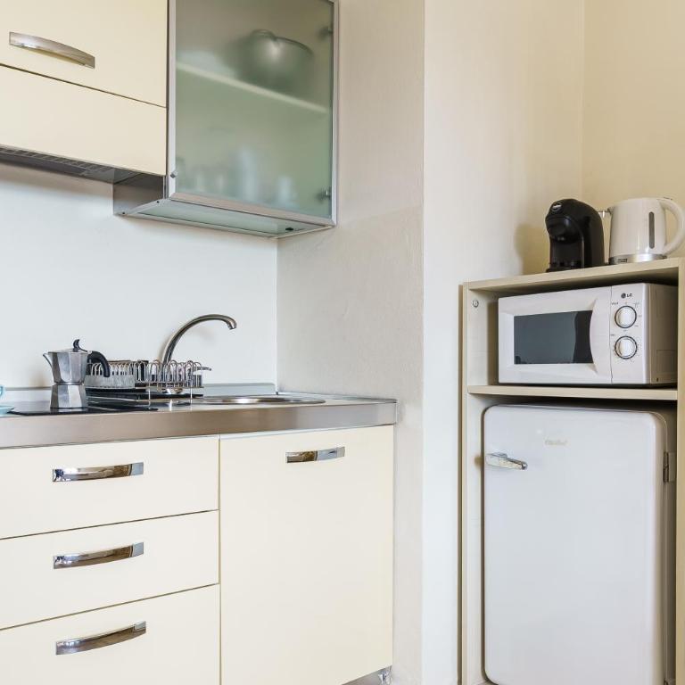 Miramare Apartments&Suites - Monolocale con Vista Mare 1 - 5