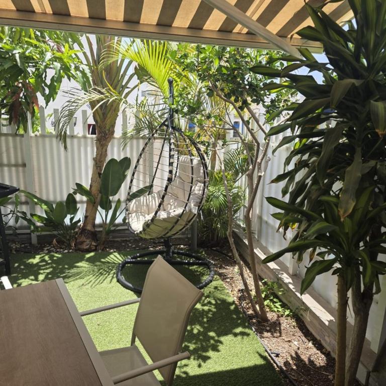 Pool View Yard Bungalow - Casa - 7