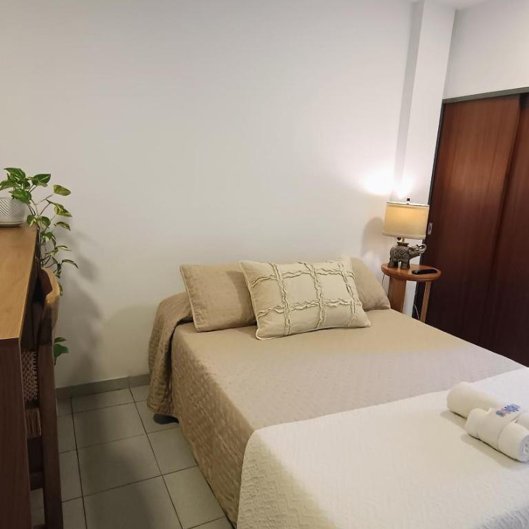 ALOJAMIENTOS ROSARIO! A media cuadra de la principal Av Boulevard Oroño! - Apartamento de 1 dormitorio - 2