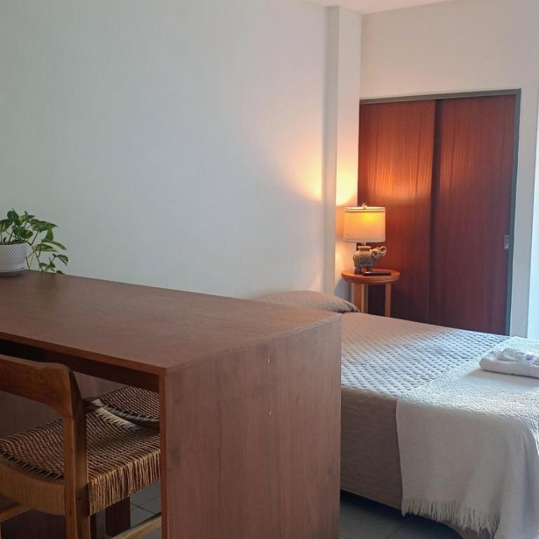ALOJAMIENTOS ROSARIO! A media cuadra de la principal Av Boulevard Oroño! - Apartamento de 1 dormitorio - 4