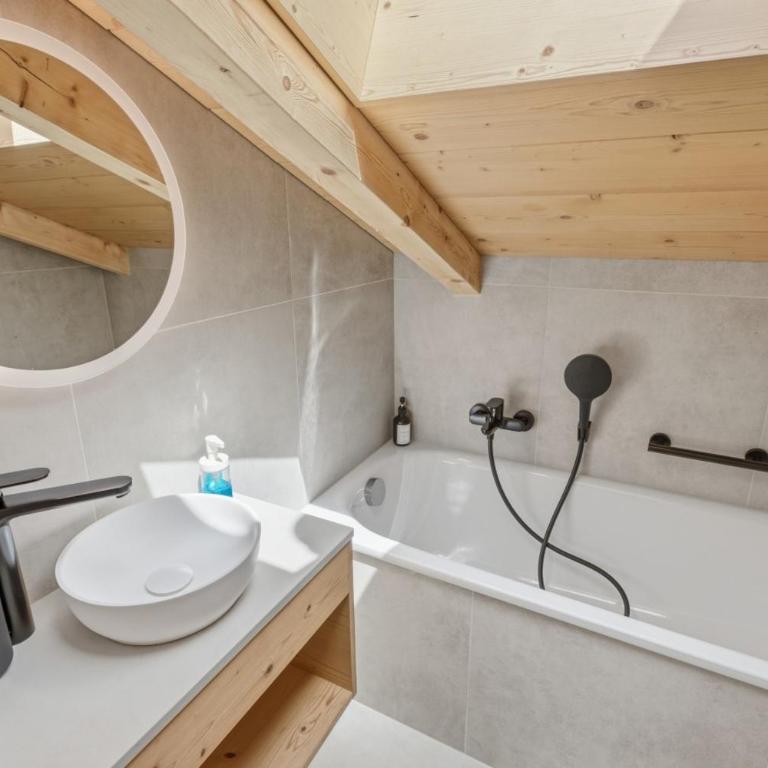 Magnifique duplex à 3 min des remontées mécaniques - Apartment - auf 2 Etagen - 3
