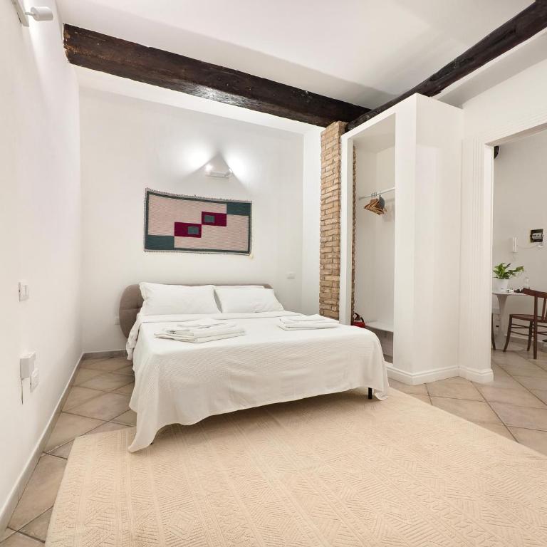 Piccola Dimora in Palazzo Cadello Rossi - One-Bedroom Apartment - 1
