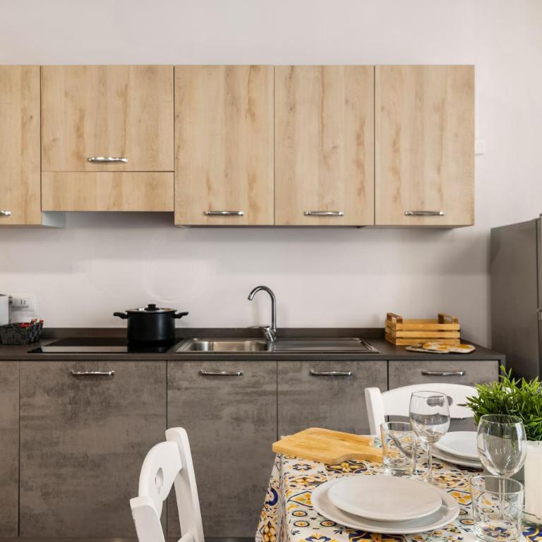 Royal Prestige Apartment - 6 Guest - Appartamento con 1 Camera da Letto - 3