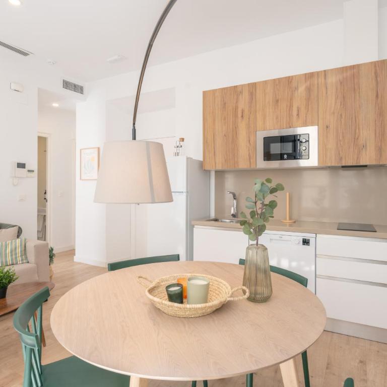 Boutique Hotel Luna Granada Centro - Two-Bedroom Apartment at "Luna Suites Palacio Dorita Apartments" - 7