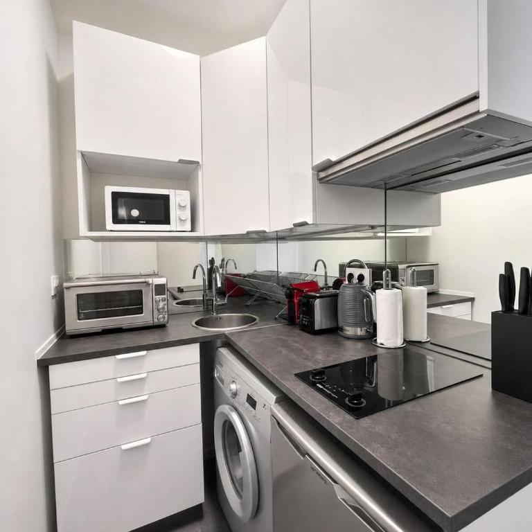 Cozy Studio Apartment Near Montmartre & Pigalle - Studio Lit Queen-Size - 7