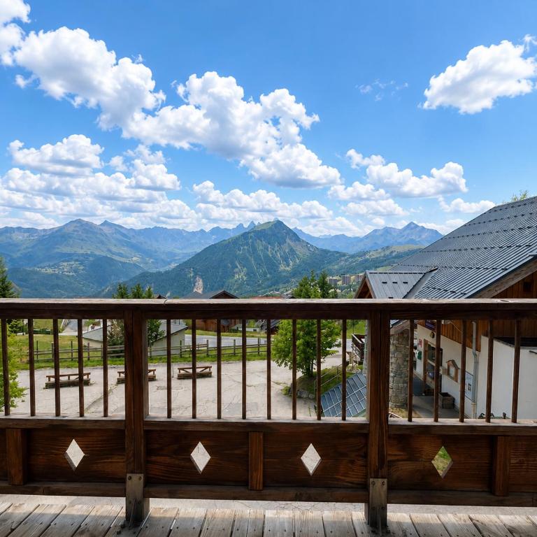 Appartement - Terrasse - Vue Aiguilles d'Arves - Two-Bedroom Apartment - 7