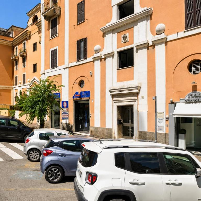 La Dimora di Gina - 15 minuti Colosseo - Appartamento con 2 Camere da Letto - 17