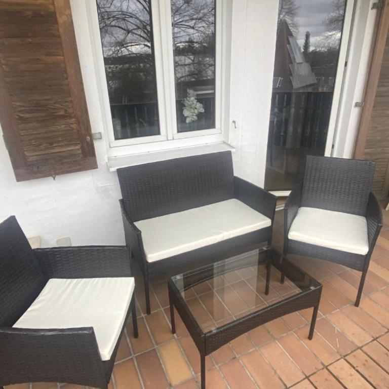 cruwzo I Holiday Home with Balcony, Garden and Terrace - Ferienhaus - 31