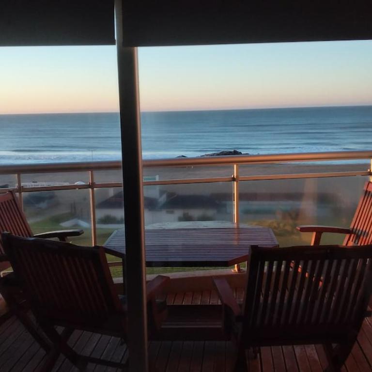 Vista panorámica al mar con 2 habitaciones y cochera - Apartamento de 3 dormitorios - 27