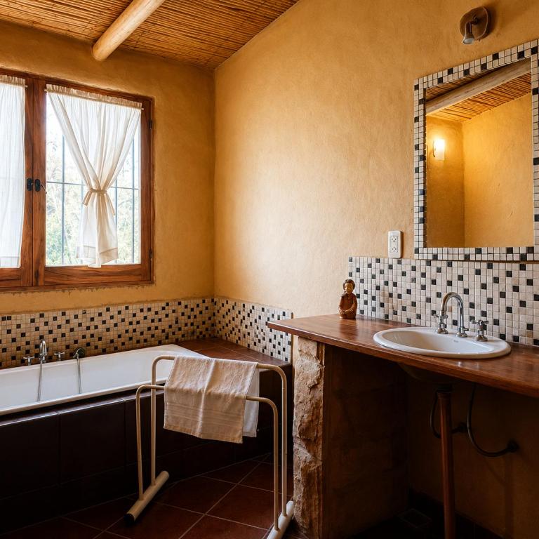Casa quinta con gran parque y piscina en zona privilegiada -"De Barro y Caña" - Casa de 2 dormitorios - 9