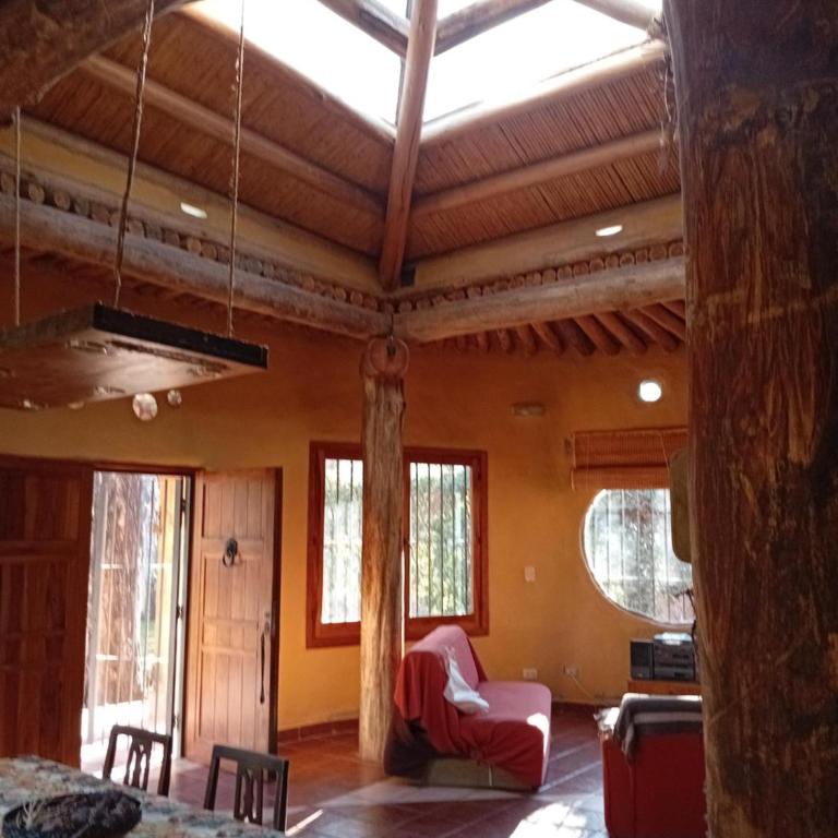 Casa quinta con gran parque y piscina en zona privilegiada -"De Barro y Caña" - Casa de 2 dormitorios - 6
