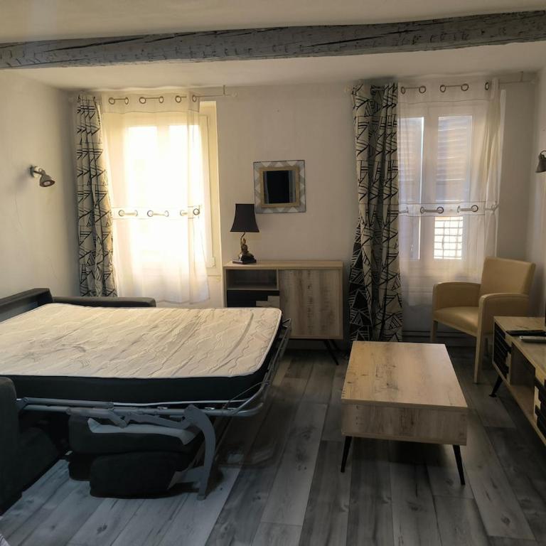 Studio spacieux et cozy à deux pas du port - Studio - 4