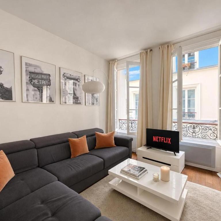 Entire 1BR Apartment in Paris Centre Near Louvre - Appartement 1 Chambre Deluxe - 1