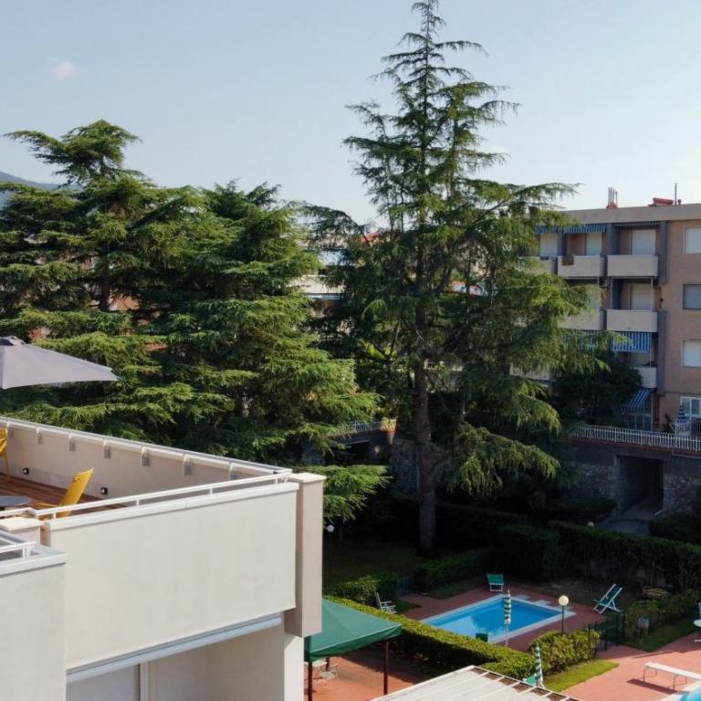 Il Niro Terrazza - Luxury Apartment with Large Terrace & Pool - Two-Bedroom Apartment - 2