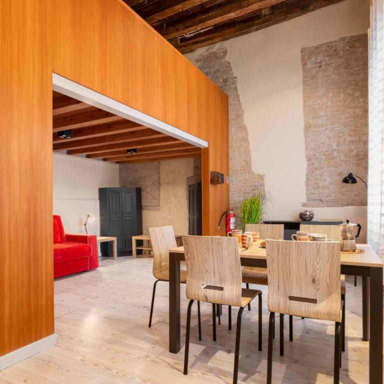 Little Gem - Studio Apartment with One Double Bed - 4