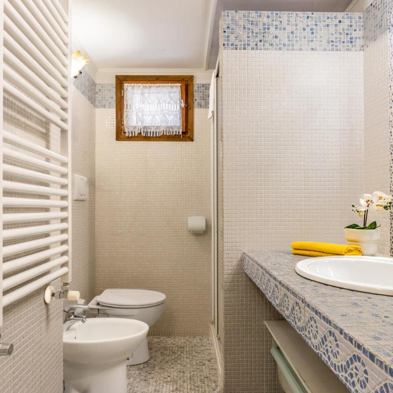 Little Gem - Studio Apartment with One Double Bed - 25