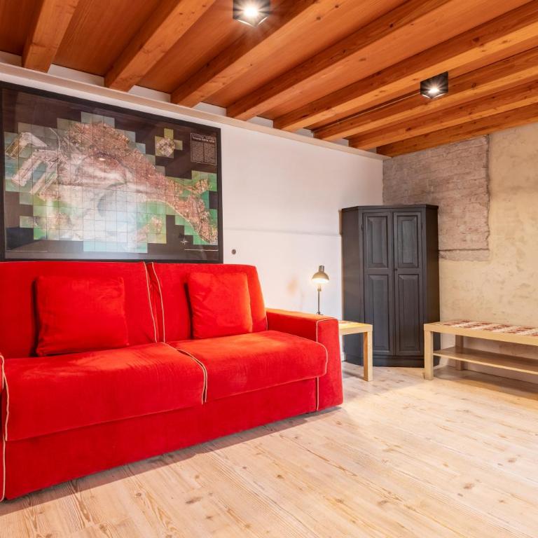Little Gem - Studio Apartment with One Double Bed - 14