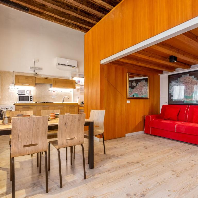 Little Gem - Studio Apartment with One Double Bed - 1