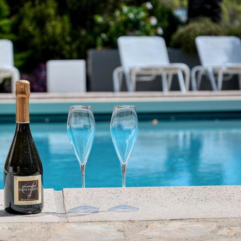 Oasis de Calme avec Piscine proche de Cannes - Villa - 16