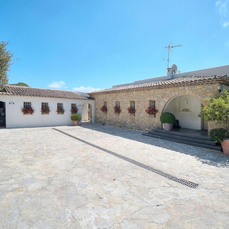 Oasis de Calme avec Piscine proche de Cannes - Villa - 34