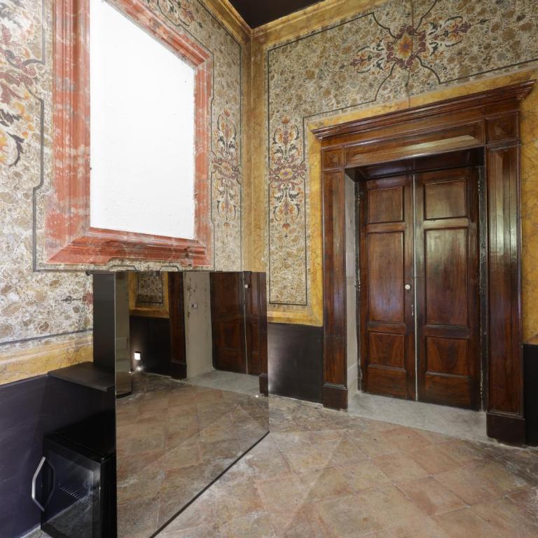 Sancta Nolana - Dimora Storica - Zimmer mit Kingsize-Bett und Balkon - 2