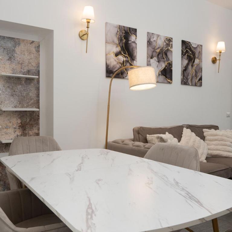 Penthouse Colosseo III - Appartamento con 2 Camere da Letto - 2