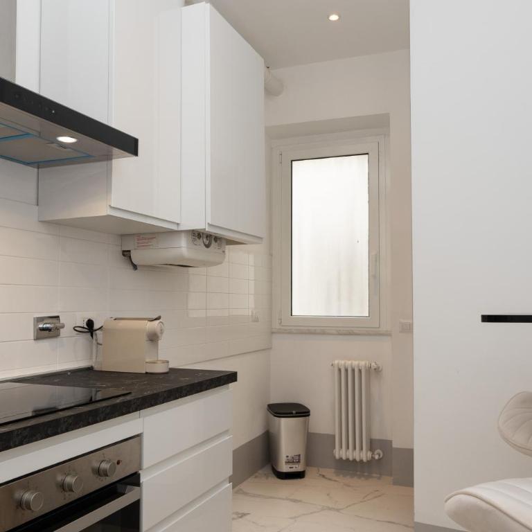 Penthouse Colosseo III - Appartamento con 2 Camere da Letto - 20