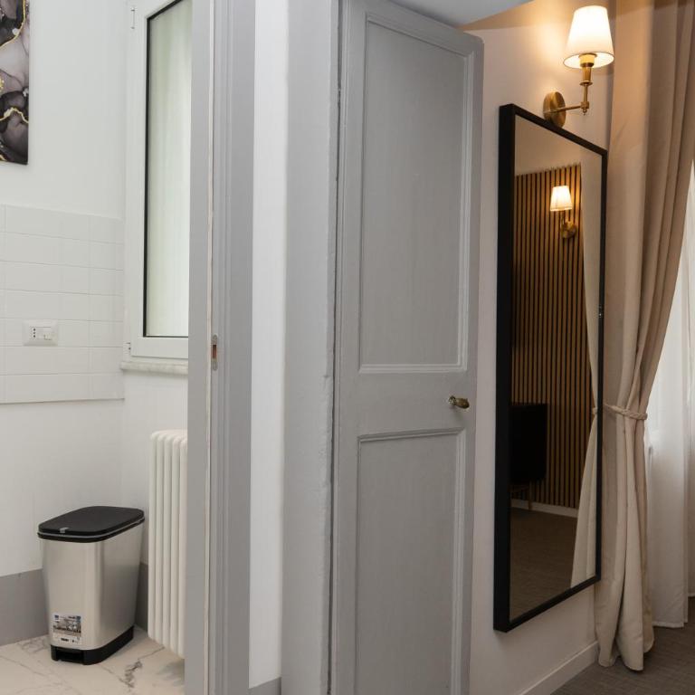 Penthouse Colosseo III - Appartamento con 2 Camere da Letto - 17