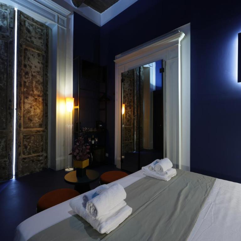 Sancta Nolana - Dimora Storica - Zimmer mit Queensize-Bett und Balkon - 14