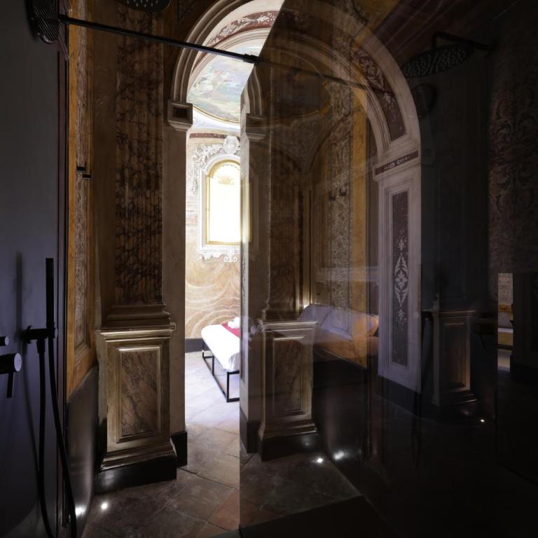 Sancta Nolana - Dimora Storica - Zimmer mit Kingsize-Bett und Balkon - 16