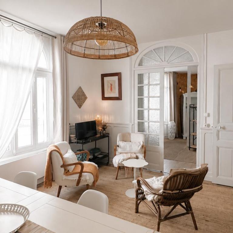 Apprt Cosy à 50m de la Plage & Remblai - 7 Pers - Two-Bedroom Apartment - 7