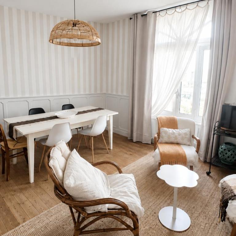 Apprt Cosy à 50m de la Plage & Remblai - 7 Pers - Two-Bedroom Apartment - 1