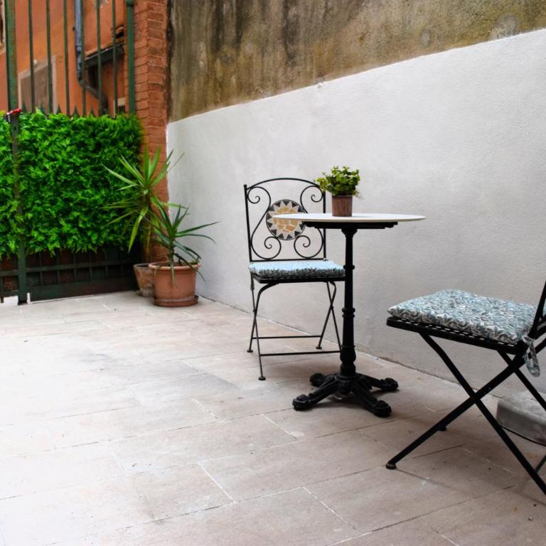 Genova Secret Garden - Appartamento con 1 Camera da Letto - 15