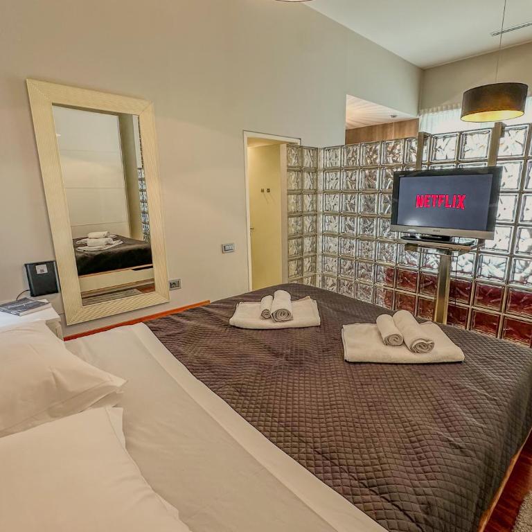 Porta Nuova Suite con Garage - Appartamento con 1 Camera da Letto - 2