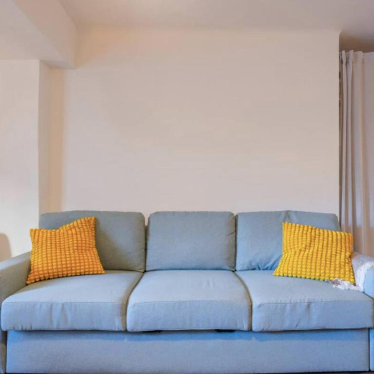 Apartment with a balcony near the Rotunda - Apartamento - 5