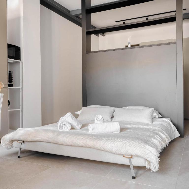 Design Industrial a Milano, 10' Stazione Certosa - Appartamento con 1 Camera da Letto - 12