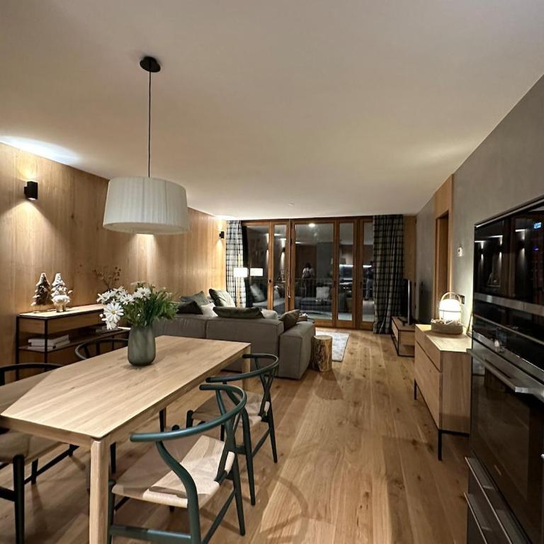 WOODEN ALPINE RETREAT SKI in-out by SELECT RENTALS ANDORRA - Apartment mit Terrasse - 1