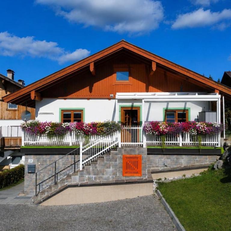 Ferienwohnung Maximilian - Apartment mit Blick auf die Berge - 1