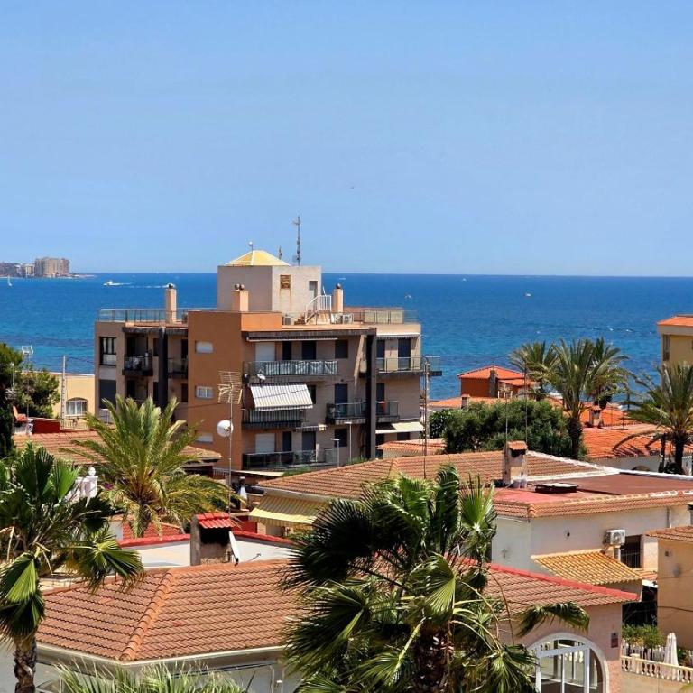 Casas Holiday - Punta Prima - Three-Bedroom Apartment - 7