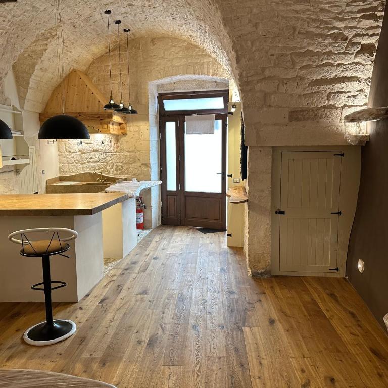 La Suite di Claudio - Camera Matrimoniale con Bagno Privato - 3