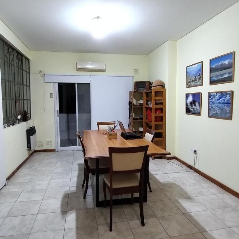 Bed & Office - Apartamento de 1 dormitorio con balcón - 1