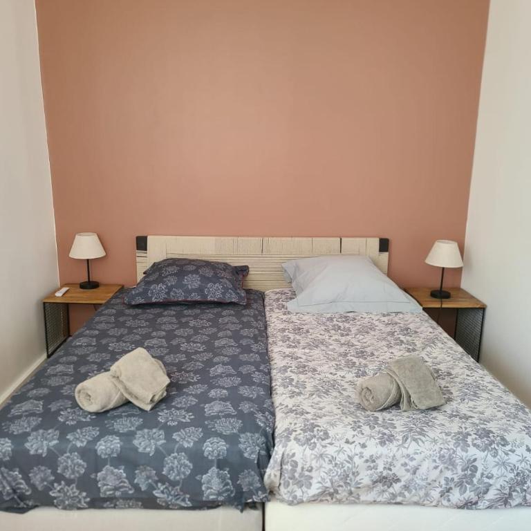 BnGo I L'Oliveraie I 5 chambres, 2 salles de bain, 1 wc, garage, balcon, 9 personnes - Apartamento Deluxe de 5 dormitorios - 32
