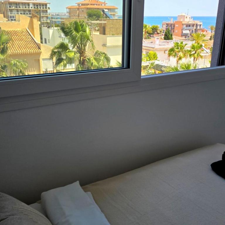 Casas Holiday - Punta Prima - Three-Bedroom Apartment - 17
