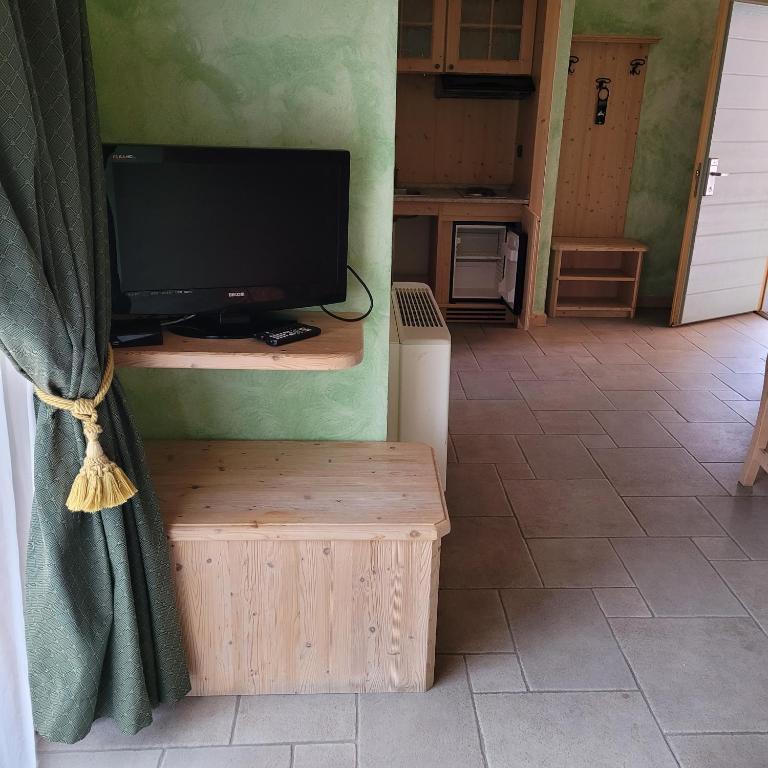 Boscone Suite Hotel - Camera Tripla Comfort - 4