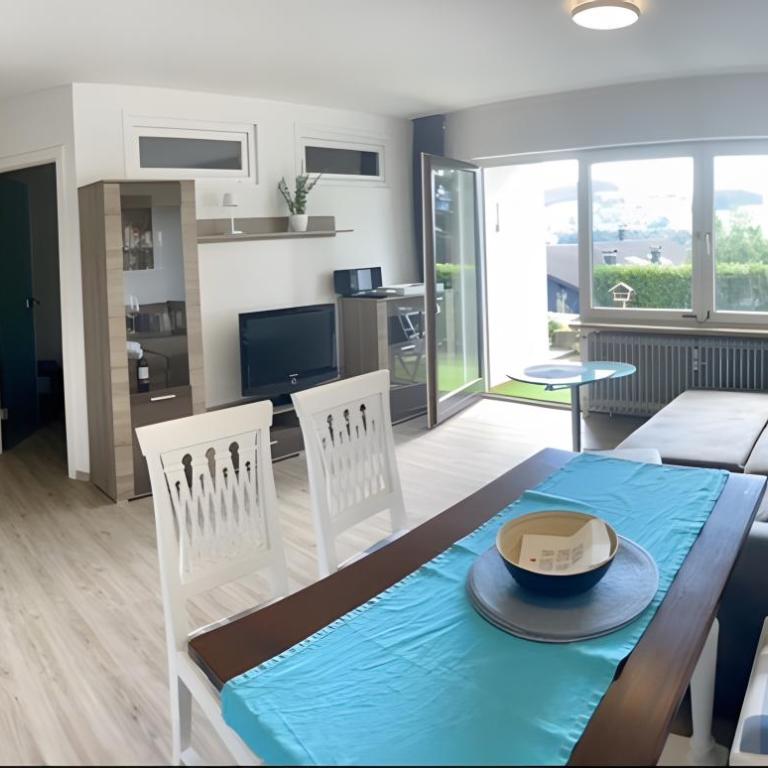 Ferienwohnung Hochgratblick - Apartment mit 1 Schlafzimmer und Garten - 1