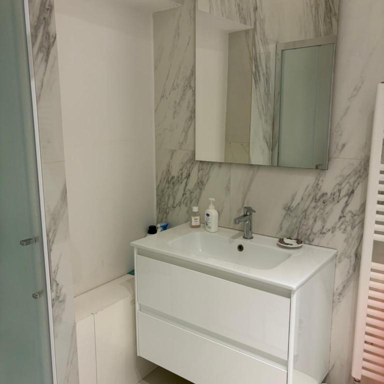 Finestre in piazza - One-Bedroom Apartment - 12